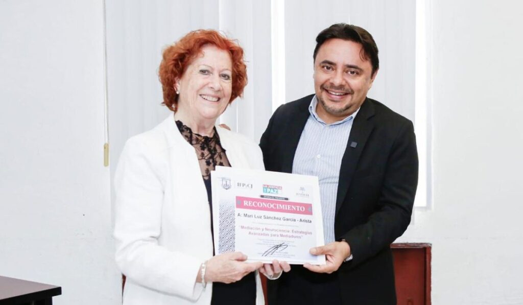 Poder Judicial capacitó a mediadores con enfoque humanista y estrategias innovadoras.