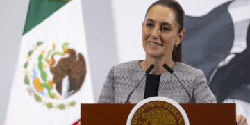 La presidenta pidió a la CNTE deslindarse de provocaciones frente a la Secretaría de Gobernación.