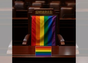 El MamPride evidenció a quienes usan la bandera arcoíris solo cuando conviene. Quienes presumen representar a la comunidad LGBTQ+ brillaron por su ausencia.