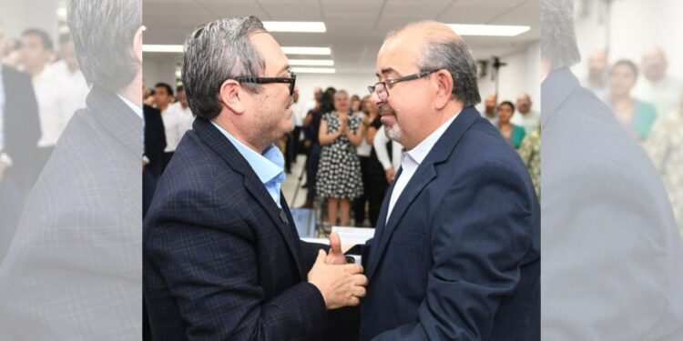 Rinde su primer informe el director Jorge Pascacio ante comunidad universitaria y autoridades