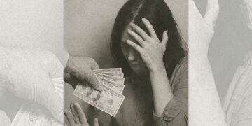 Es otra forma de morir, solo que más lenta. La ley todavía no entiende que ser madre, cuidadora y esposa no te convierte en dependiente, sino en sostén.