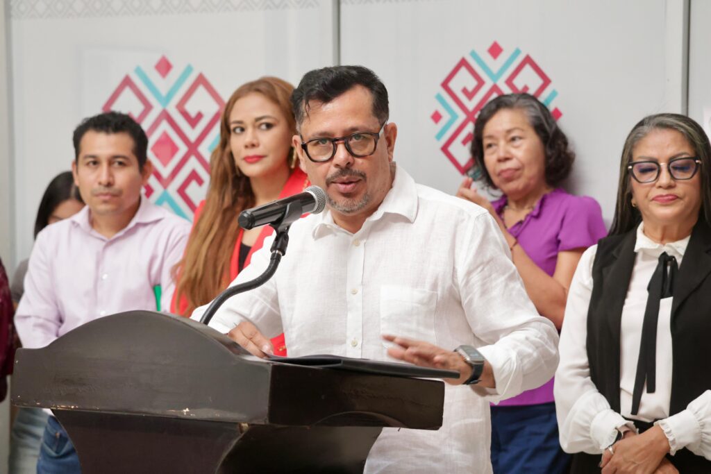 Llaman a municipios a promover estímulos fiscales y el canje de placas vehiculares.