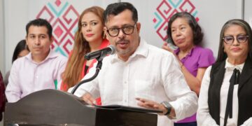 Llaman a municipios a promover estímulos fiscales y el canje de placas vehiculares.