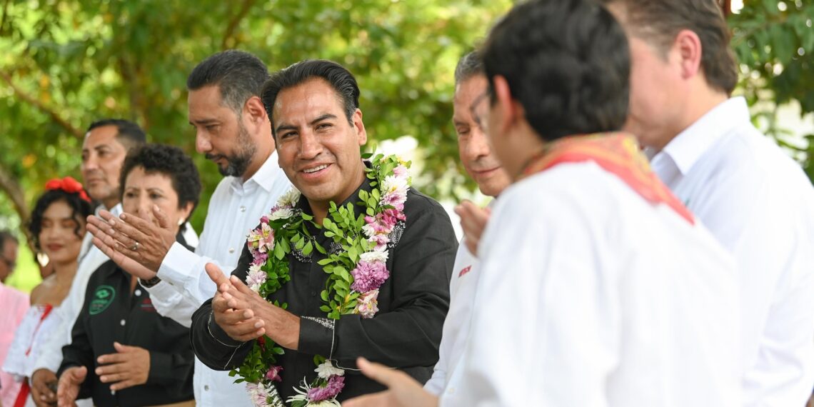 Gobernador reafirma compromiso con infraestructura escolar digna