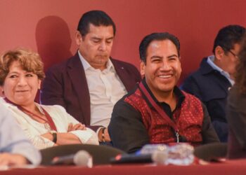 Participó en Consejo Nacional de Morena con líderes del país