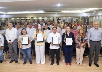 Dalal Jehan Rabann y Vanessa Traconis encabezaron la firma del convenio que busca humanizar el entorno laboral del Poder Judicial.