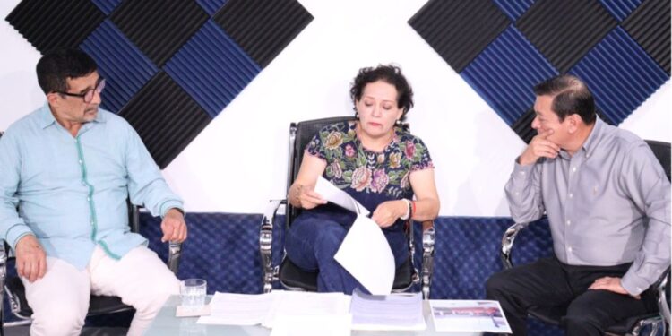 Ángel Torres demuestra falta de transparencia