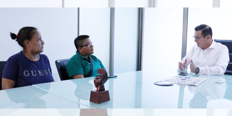 Utilizó a la abogada y militante del PT para conseguir votos que la llevaran a una regiduría en Tuxtla.