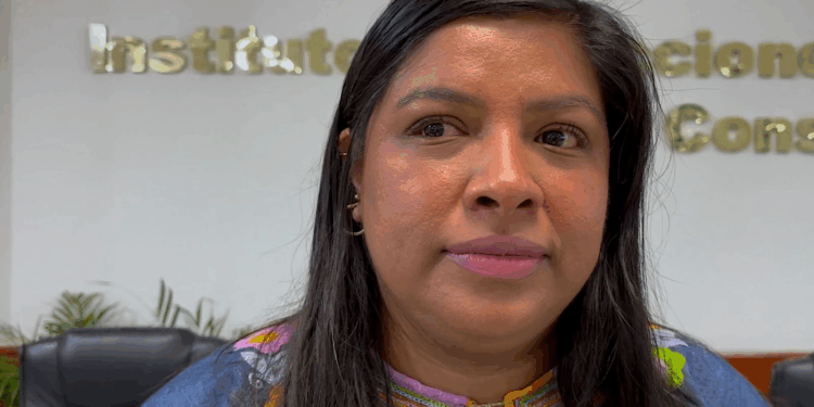 Existe una delgada línea entre opinar y agredir políticamente a las mujeres.