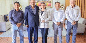 xComo delegado de la Conagua en Guerrero, el chiapaneco informó que se van a invertir alrededor de mil millones de pesos en tres pozos radiales; se saneará también la bahía.