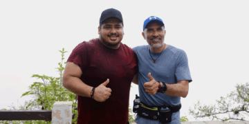 Lo incongruente es que, mientras en el gobierno estatal la remoción inmediata se aplica incluso ante presunciones, en Tuxtla parece premiarse a los señalados.