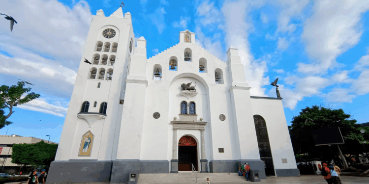 Lo recaudado será para la creación del albergue “Pan de Vida”, el cual brindará hospedaje temporal a familiares de pacientes internados en hospitales.
