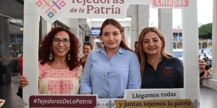 En un acto encabezado por autoridades estatales y municipales, mujeres villaflorenses compartieron experiencias y propuestas para construir entornos más seguros.