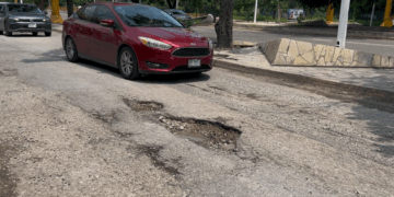 Baches generan fallas mecánicas y gastos a transportistas y automovilistas