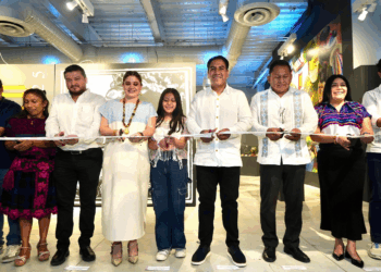 Premiaron a artesanos y anunciaron apertura de Casa Chiapas.
