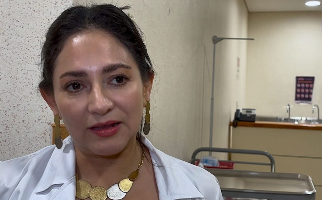 Planean implementar jornadas de cirugías itinerantes para llevar servicios médicos a comunidades alejadas del estado.