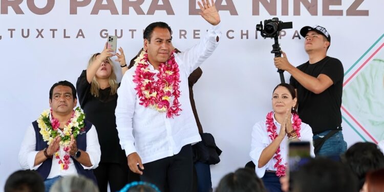 Eduardo Ramírez impulsa ciencia y tecnología en comunidades