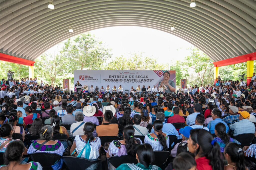 Chiapas Puede busca erradicar el rezago educativo en la región Selva.