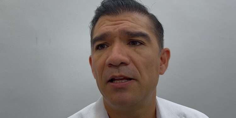 Congreso trabajará en realizar consultas populares con los pueblos originarios.