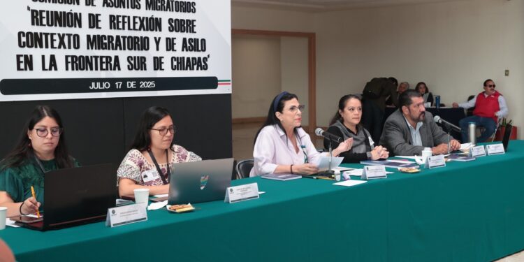 Alertan sobre colapso institucional y abandono a miles de migrantes en Chiapas.