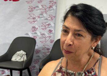 El periodismo de paz requiere tiempo y profundidad para asimilar lo que se cuenta, explicó.