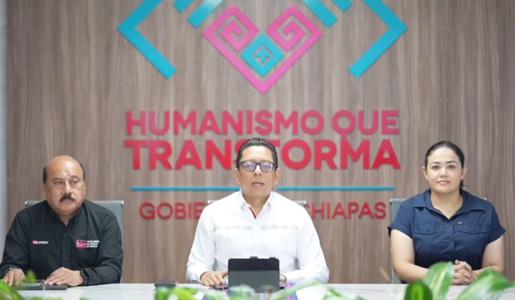 Presuntos responsables enfrentan cargos por homicidio, robo y portación de armas.