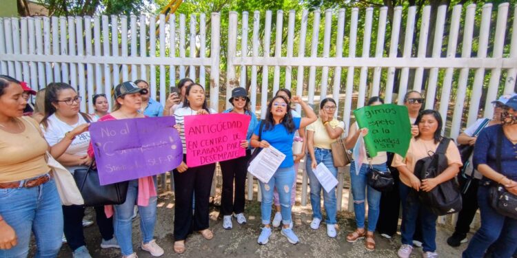 Señalan que docentes con menos años de servicio aparecen con mayor prioridad en las listas preliminares.
