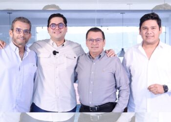 El diputado anunció que presentará una iniciativa para proteger a quienes señalen corrupción. Aseguró que los ciudadanos temen represalias, sobre todo por parte de alcaldes que abusan del poder.