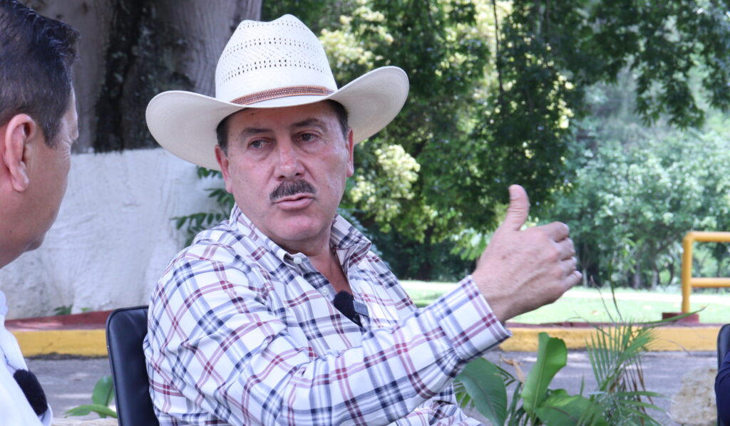 Anunció incentivos para maíz, apoyo a cultivos y pesca, y destacó que el 100% del hato ganadero cuenta con seguro estatal.
