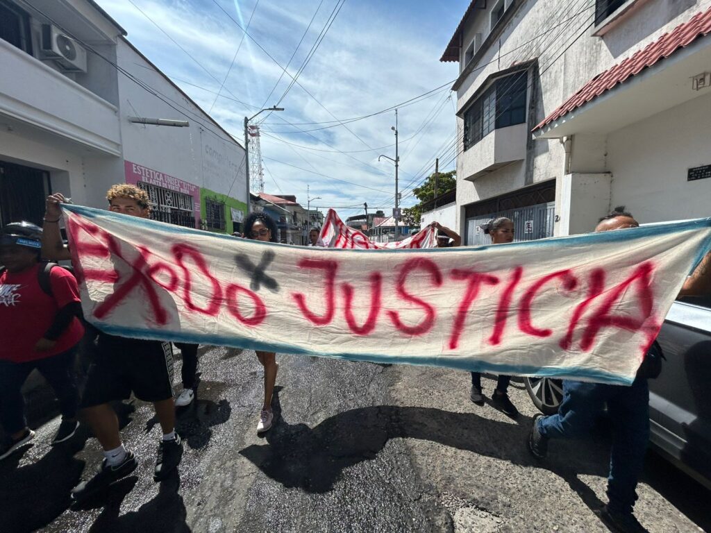 Denuncian corrupción en trámites y lentitud en atención de la COMAR