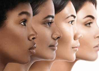 Estudios genéticos confirman que todos los humanos somos 99.9 % idénticos. El racismo, aunque sin base científica, persiste. En EE.UU., latinos siguen siendo perseguidos por “parecer” lo que otros desprecian. La biología lo dice claro: no hay razas, solo una especie humana con historia común.