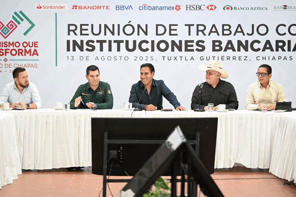 Gobernador sostuvo reunión con directivos de instituciones bancarias en Chiapas.