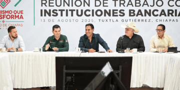 Gobernador sostuvo reunión con directivos de instituciones bancarias en Chiapas.
