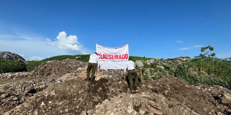 PROFEPA clausuró parcialmente el basurero municipal tras constatar graves violaciones a la NOM-083.