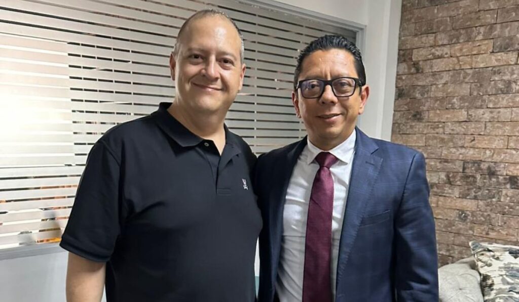 Su testimonio incomoda a quienes ven cálculos electorales detrás, incluso como asechanza al fiscal Llaven. Más allá de intrigas, lo urgente es escuchar: la violencia siempre cobra factura.