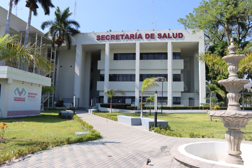 Paciente permanece aislado bajo observación médica tras diagnóstico confirmado.