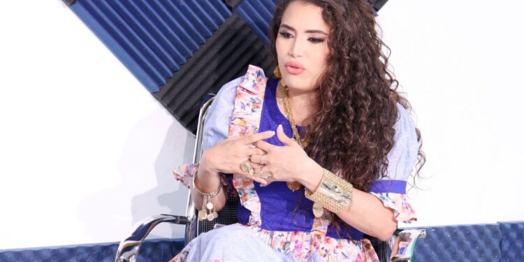 La nutrióloga Dania Gómez explicó claves de alimentación saludable para jóvenes.