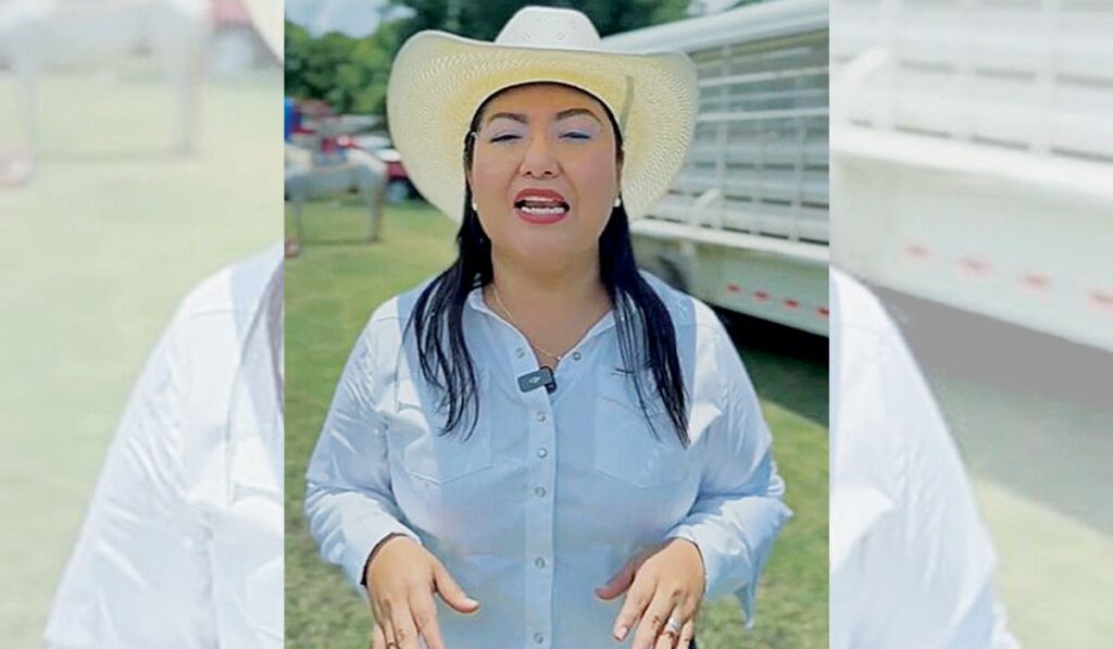 Una cabalgata en Ocosingo derivó en golpes y caos, reflejo de la crisis política y social. Señalan a la alcaldesa Angélica Méndez de encubrir a su hermano y a su chofer en un asesinato.