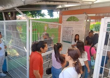 Acusan irregularidades en el jardín de niños Leona Vicario.