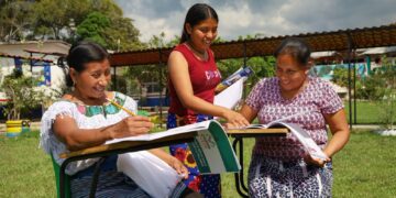 Narrativas abordarán alfabetización como factor de empoderamiento femenino.