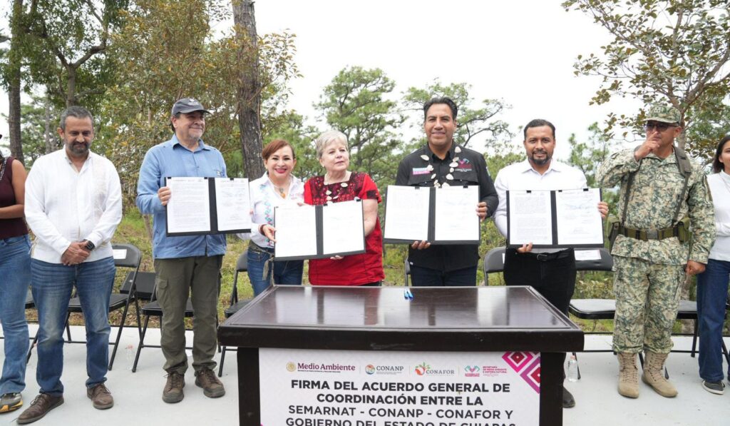 Gobierno y Semarnat acuerdan agenda conjunta en Acapetahua.