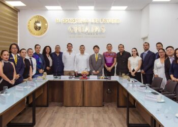 Firmaron acuerdo para impulsar liderazgo juvenil en Chiapas