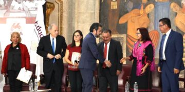 El titular de la SEP destacó avances del programa “Chiapas Puede” en zonas vulnerables