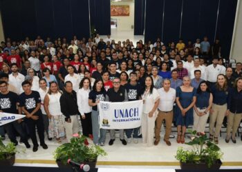 99 estudiantes realizarán intercambio nacional e internacional este semestre.