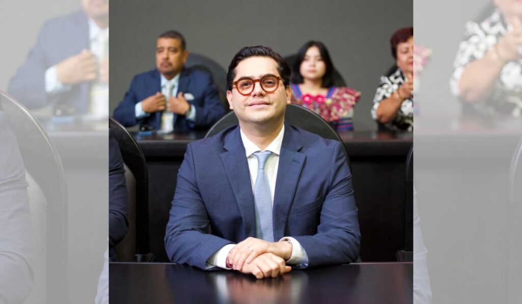 El diputado Juan Marcos Trinidad propone una ley para proteger a denunciantes de corrupción. Similar al modelo de testigos protegidos, garantizaría la seguridad de víctimas y sus familias. El objetivo: romper la impunidad y frenar amenazas que silencian a la ciudadanía.