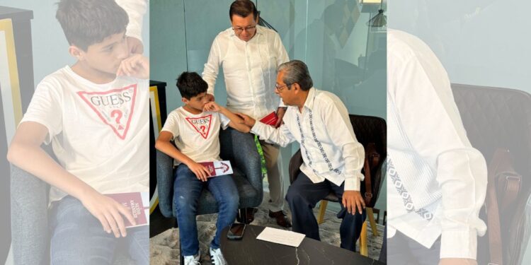 Con medio siglo de trayectoria, su voz en náhuatl y español ha desafiado al olvido y reivindicado la diversidad más allá del protocolo oficial.