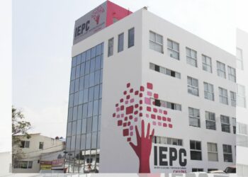 Lo que sigue ya no será a la vista de todos porque se trata de revisiones de currículum, evaluaciones internas y el inevitable ajedrez político que definirá a la elegida.