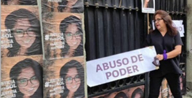 CON VALOR DE MUJER.NI MÁS NI MENOS