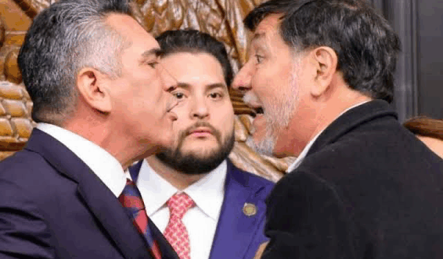 Lo que vimos en el Senado no fue una anécdota graciosa, fue un recordatorio de la fragilidad del sistema político mexicano, sostenido en muchas ocasiones por egos masculinos incapaces de discutir sin llegar a los golpes.