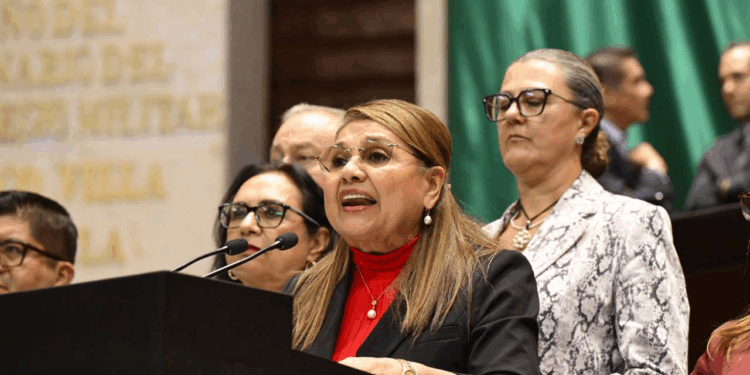 La Diputada Rincón Chanona resaltó que el paquete económico presentado por la titular del Poder Ejecutivo Federal, Claudia Sheinbaum Pardo, ante el Congreso, se distingue por ser responsable y congruente. 
